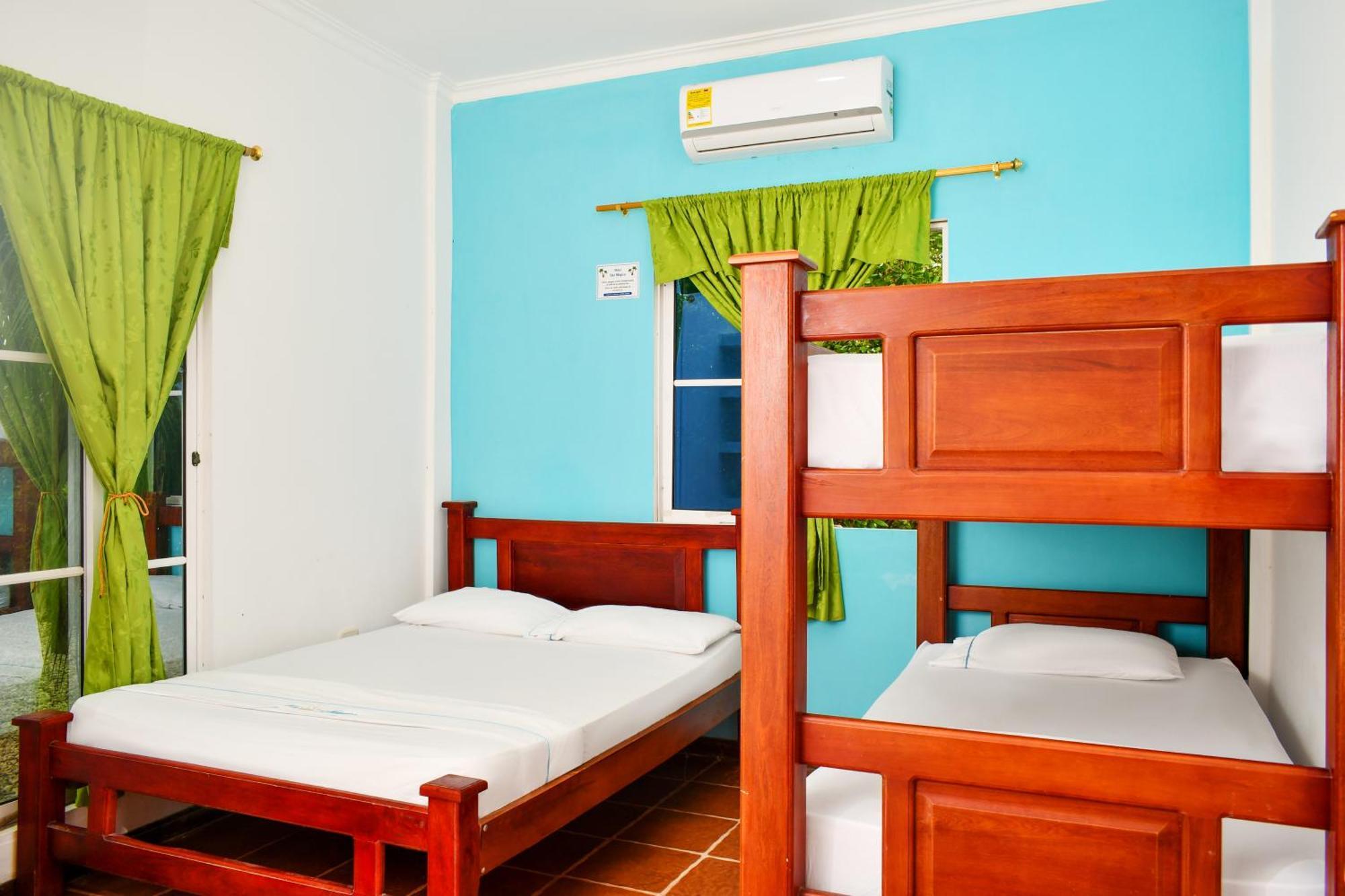 Hotel Isla Magica Coveñas Buitenkant foto