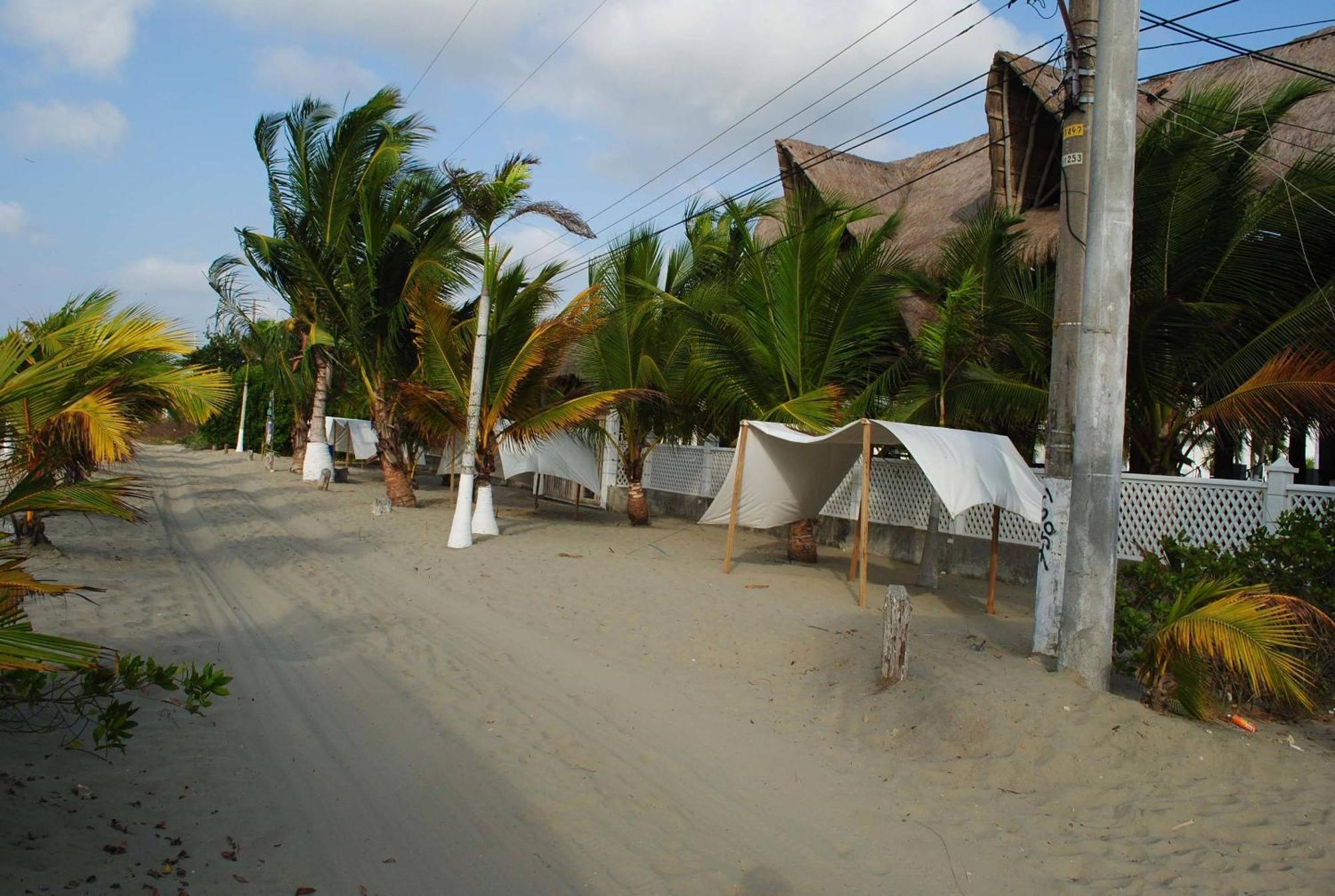 Hotel Isla Magica Coveñas Buitenkant foto